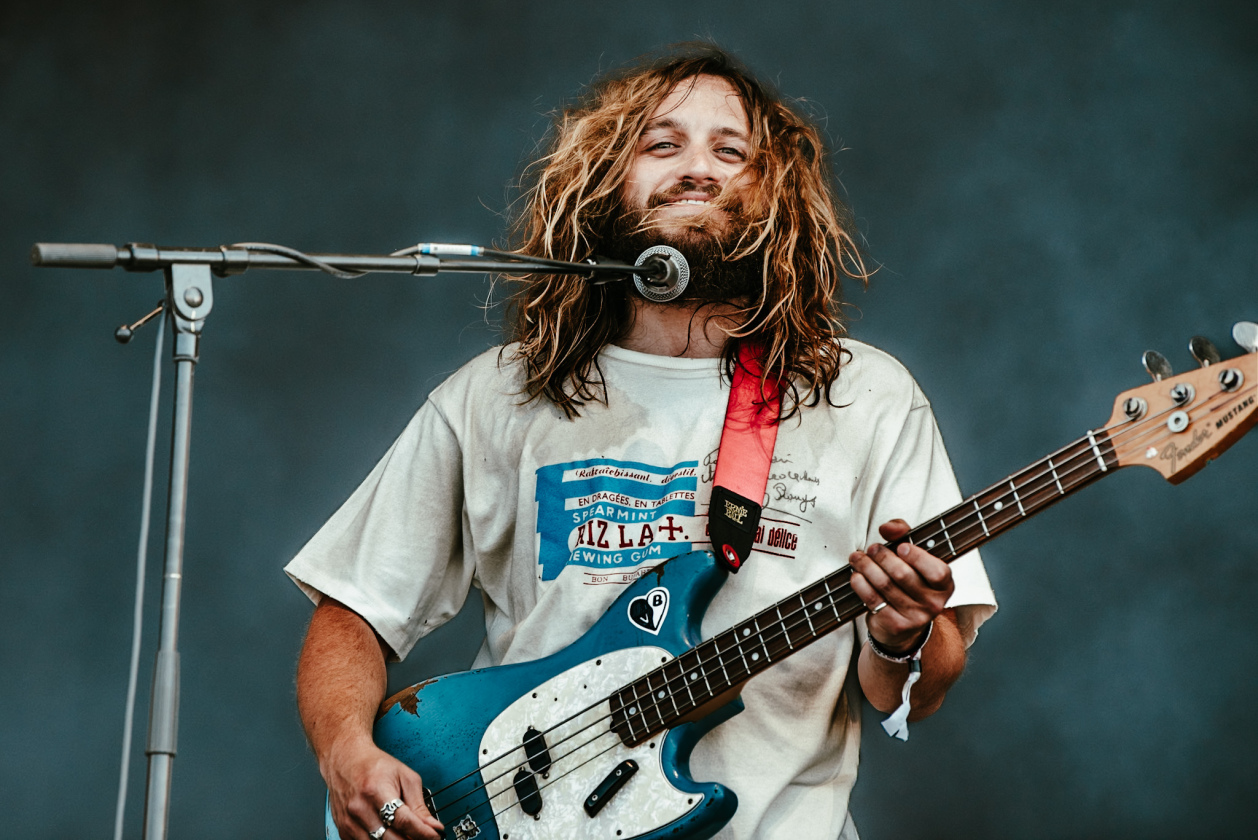 Die britische Band lieferte eine der coolsten Festivalperformances überhaupt. – Wet Leg.
