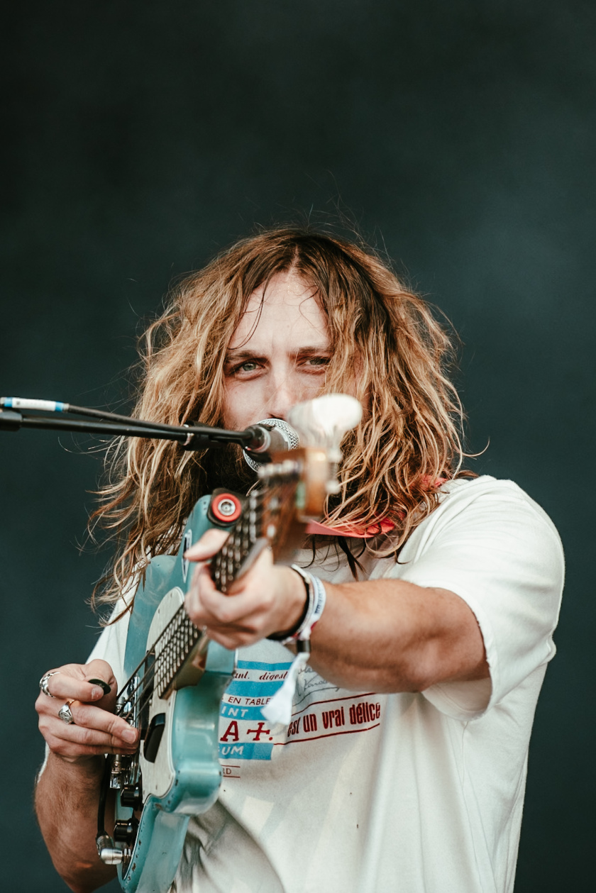 Die britische Band lieferte eine der coolsten Festivalperformances überhaupt. – Wet Leg.