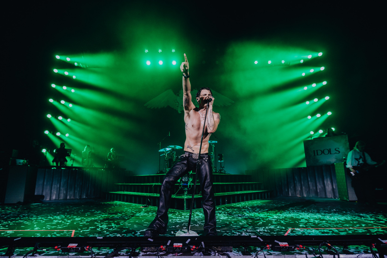 4.500 Fans brüllen, tanzen, lachen und weinen. – Yungblud.