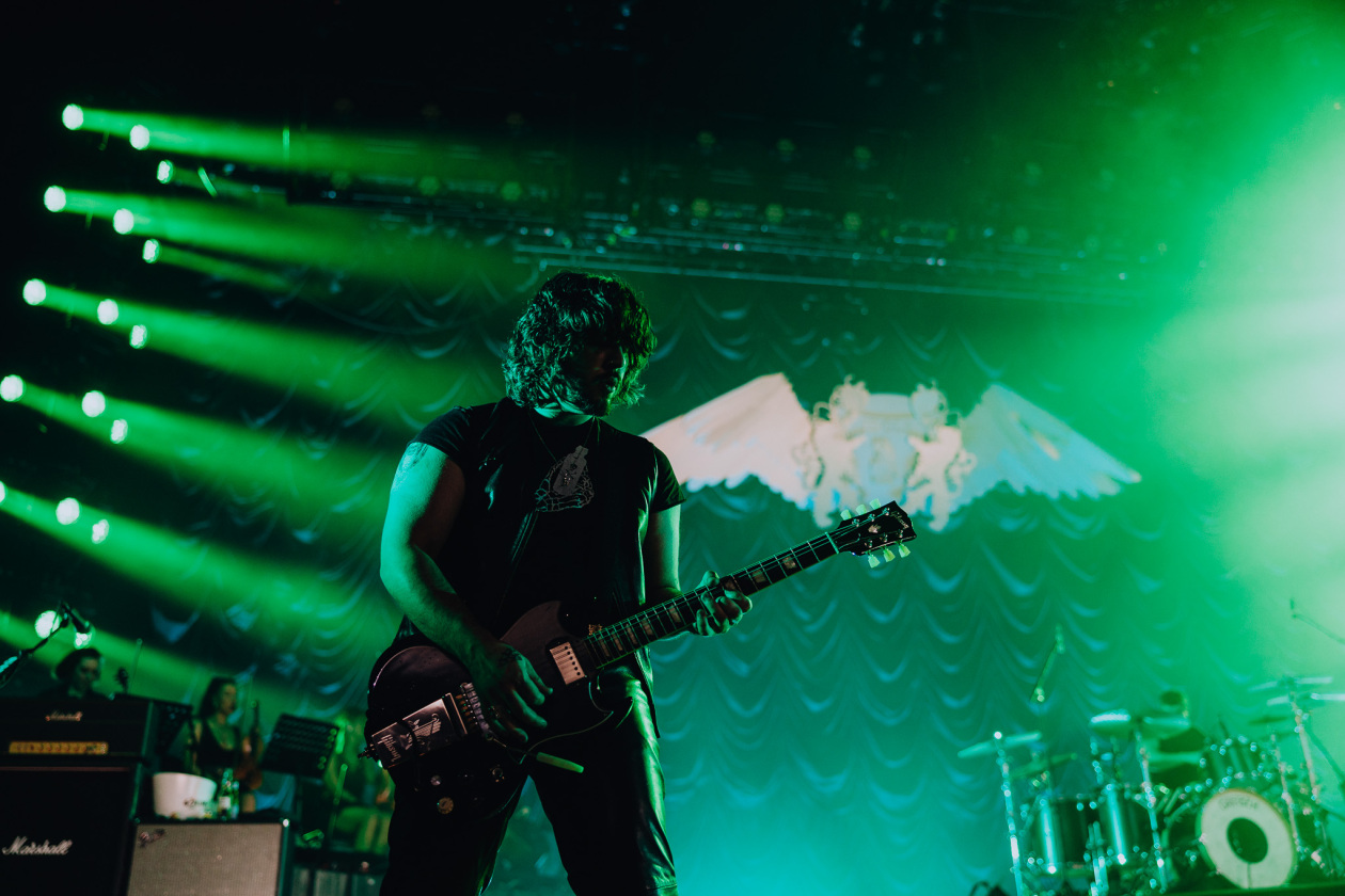 Yungblud – 4.500 Fans brüllen, tanzen, lachen und weinen. – In Berlin.