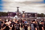 27 Grad und Kaiserwetter: Schon zum Start ist die Hölle los. In Extremo, Suzi Quatro, Scorpions, Alligatoah, Butcher Babies, Flogging Molly u.v.m., Wacken, 2024 | © laut.de (Fotograf: Désirée Pezzetta)