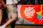 Der Sommer gibt dem feierwütigen Punlikum noch mal alles., Lollapalooza, 2024 | © laut.de (Fotograf: Rainer Keuenhof)