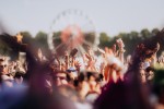 Der Sommer gibt dem feierwütigen Punlikum noch mal alles., Lollapalooza, 2024 | © laut.de (Fotograf: Rainer Keuenhof)