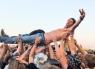 Sonne, Staub, Party und mächtig Rock'n'Roll in Nickelsdorf im Burgenland., Nova Rock, 2025 | © laut.de (Fotograf: Jakob Hertl)
