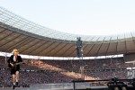 Wie ein Schlag in die Magengrube: Angus Young und Co. kehren auf "Power Up"-Tour nach Deutschland zurück., Berlin, Olympiastadion, 2025 | © laut.de (Fotograf: Désirée Pezzetta)