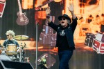 Regen und Kälte zum Festivalstart - aber alle sind parat: Wackööön!, Wacken, 2025 | © laut.de (Fotograf: Désirée Pezzetta)