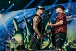 Regen und Kälte zum Festivalstart - aber alle sind parat: Wackööön!, Wacken, 2025 | © laut.de (Fotograf: Désirée Pezzetta)