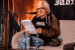 Regen und Kälte zum Festivalstart - aber alle sind parat: Wackööön läuft!, Wacken, 2025 | © laut.de (Fotograf: Désirée Pezzetta)