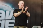 Regen und Kälte zum Festivalstart - aber alle sind parat: Wackööön!, Wacken, 2025 | © laut.de (Fotograf: Désirée Pezzetta)