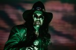 Regen und Kälte zum Festivalstart - aber alle sind parat: Wackööön!, Wacken, 2025 | © laut.de (Fotograf: Désirée Pezzetta)