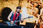 Von der ersten Sekunde an sind die Fans am Start: Bruce Dickinson und Band zuhause im dicken B., Berlin, Waldbühne, 2025 | © laut.de (Fotograf: Rainer Keuenhof)