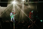 Relaxter Start in den Diskoabend:  Johnny und Adam Blake in Berlin., Berlin, Columbia Theater, 2025 | © laut.de (Fotograf: Désirée Pezzetta)