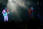 Relaxter Start in den Diskoabend:  Johnny und Adam Blake in Berlin., Berlin, Columbia Theater, 2025 | © laut.de (Fotograf: Désirée Pezzetta)