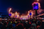 90.000 Fans und das Gelände ist brechend voll:  Volbeat, Electric Callboy, Papa Roach, Marteria, Within Temptation, Mastodon u.v.a., Nürburgring, 2026 | © laut.de (Fotograf: Rainer Keuenhof)