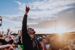 90.000 Fans und das Gelände ist brechend voll:  Papa Roach, Within Temptation, The Hives, Mastodon u.a. eröffnen die Spiele in der Eifel., Nürburgring, 2026 | © laut.de (Fotograf: Rainer Keuenhof)