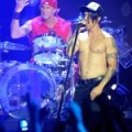 Red Hot Chili Peppers - Zwei brandneue Songs online