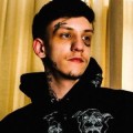Doubletime - T-Low sperrt Faschos aus