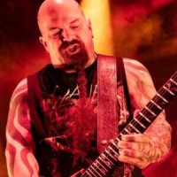 Metalsplitter – Kerry King will Dwayne "The Rock" Johnson