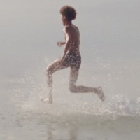 Arctic Monkeys – Neuer Song für War Child-Album "Help (2)"