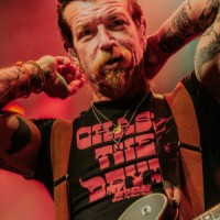 Schuh-Plattler – Jesse Hughes dementiert Trump-Support