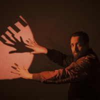 Der ewige Außenseiter – Danger Dan, zurück am Klavier
