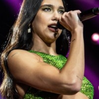 Dua Lipa, Britney etc. – Talay Riley bei Messerangriff getötet