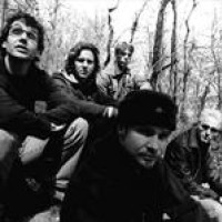 Pearl Jam – Spießrutenlauf gegen Bush