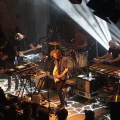 ... gastierten The Notwist mit "Neon Golden" ...