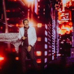 Lionel Richie.