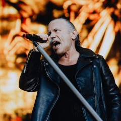Bruce Dickinson.
