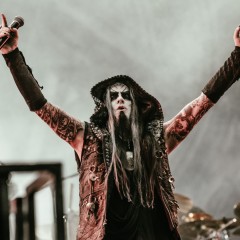 Dimmu Borgir.