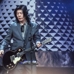 James Iha.