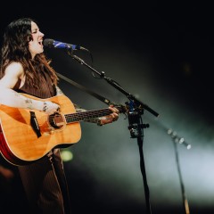 Amy Macdonald.