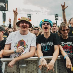 Fans.