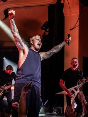 Metalsplitter: System Of A Down verschenken Tickets
