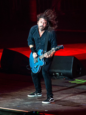 Foo Fighters: "Your Favorite Toy" im Stream